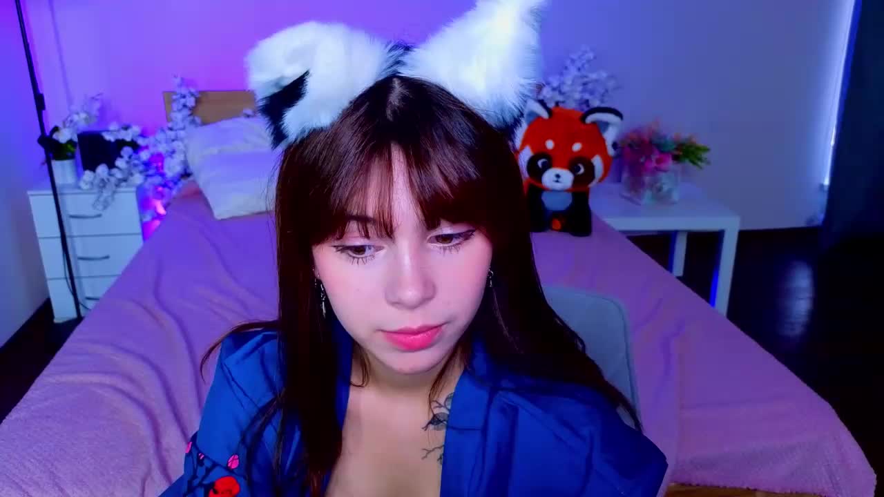 CoralineJones Live Sex December 18, 2025