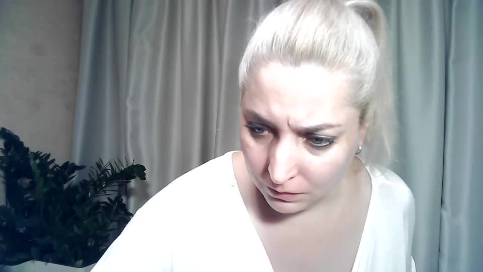 KickaIricka Live Sex December 13, 2025