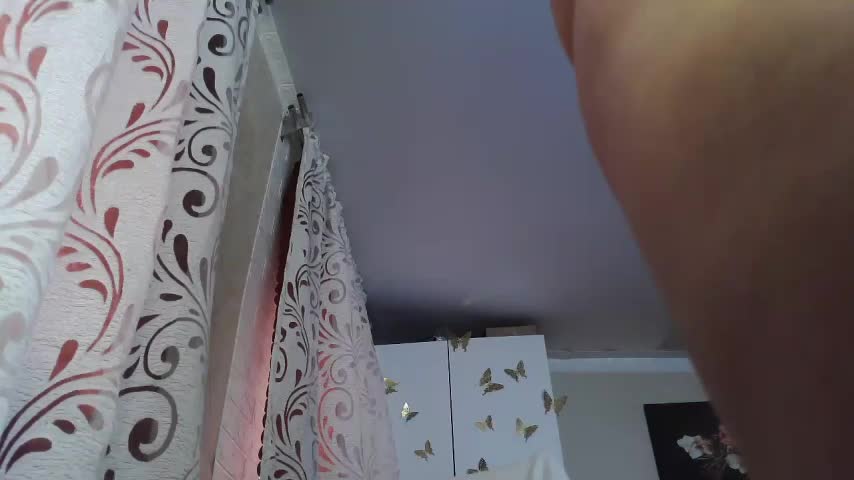 _Annika Live Sex December 17, 2025