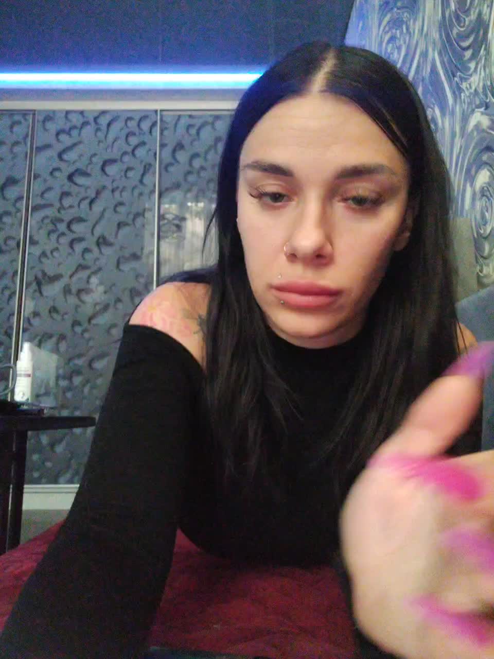 deva_maria Live Sex December 17, 2025