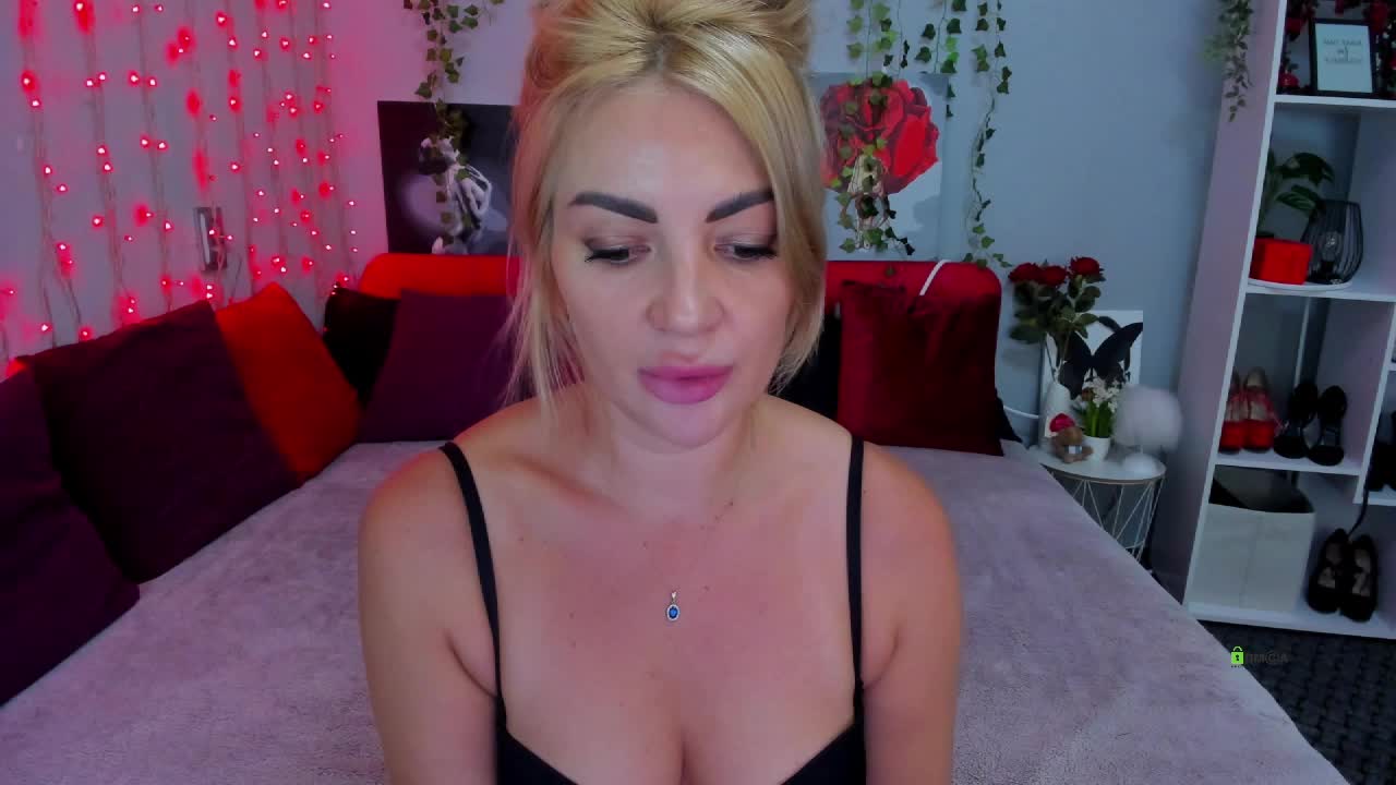 GessaBelluci Live Sex December 14, 2025