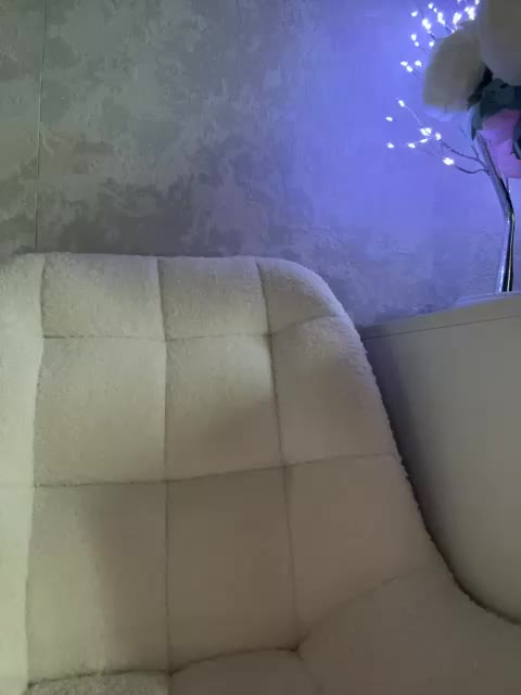 Millka_ Live Sex December 13, 2025