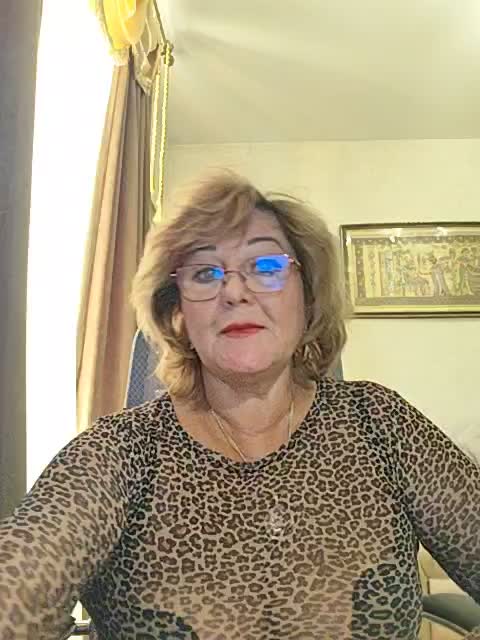 KarinkaSweet Live Sex December 14, 2025