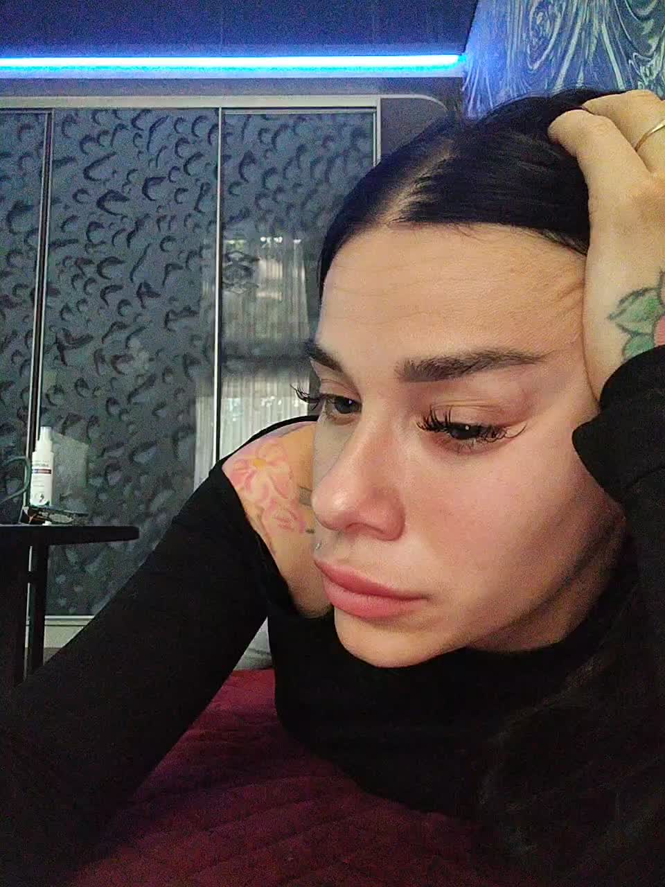 deva_maria Live Sex December 17, 2025