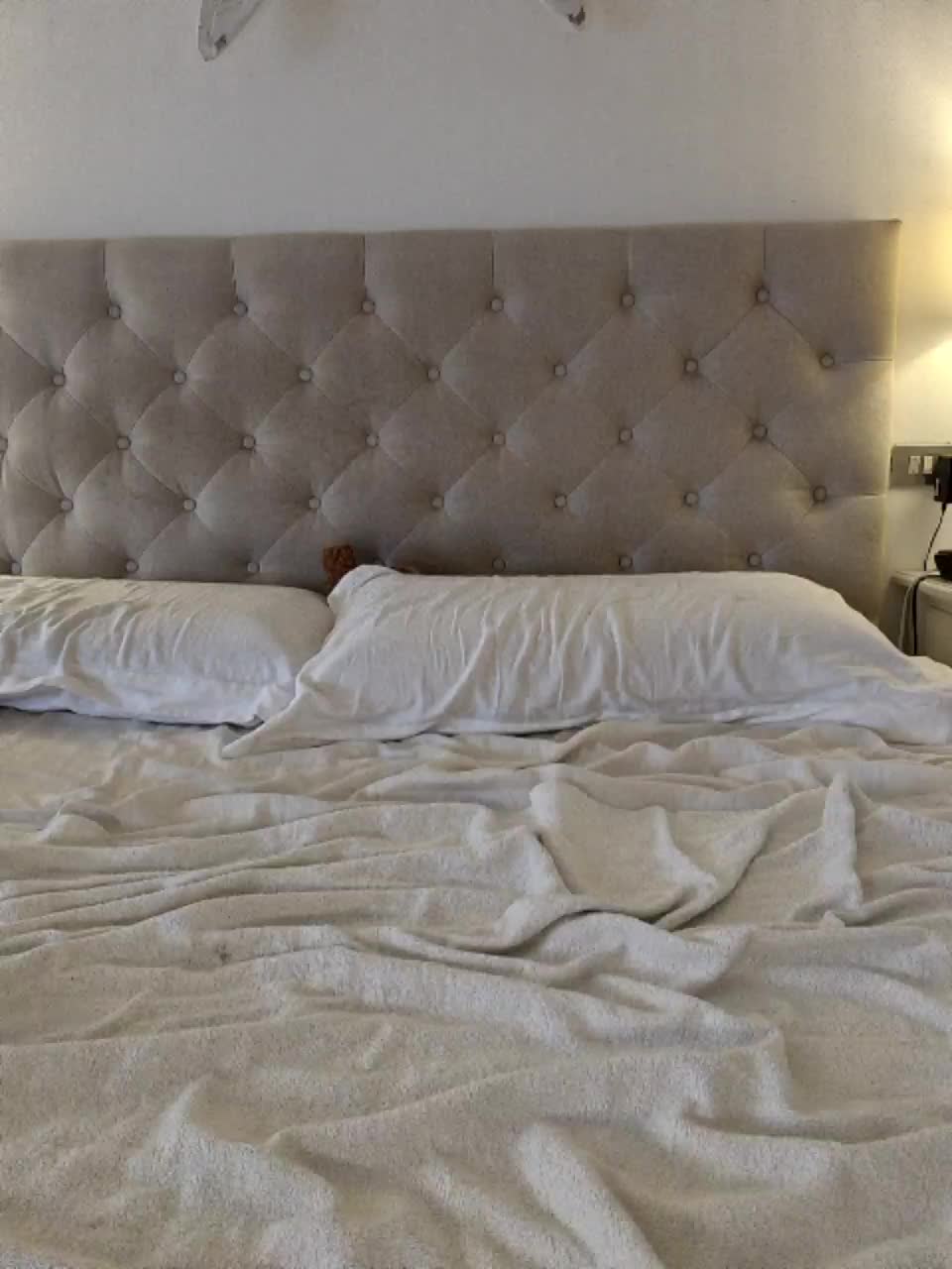 Sweet_Perry Live Sex December 17, 2025