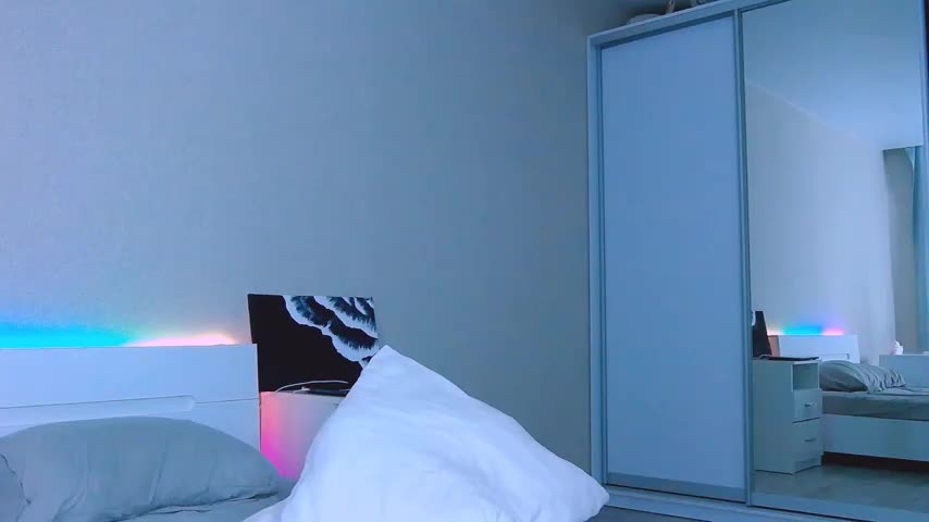 DIANAxxxDIAMOND Live Sex December 17, 2025