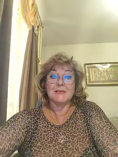 KarinkaSweet Live Sex December 14, 2025