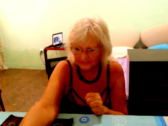 Natalia7634 Live Sex December 17, 2025