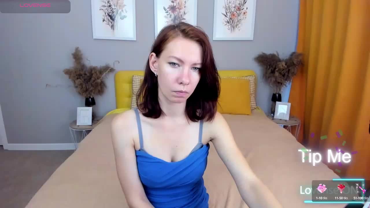 JullieFlow Live Sex December 12, 2025