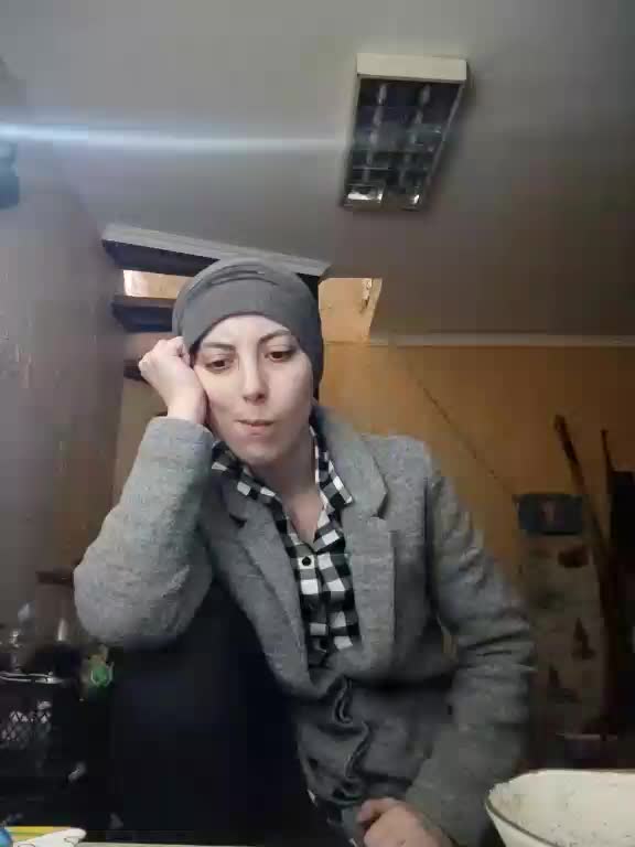 Kira700cams Live Sex December 15, 2025