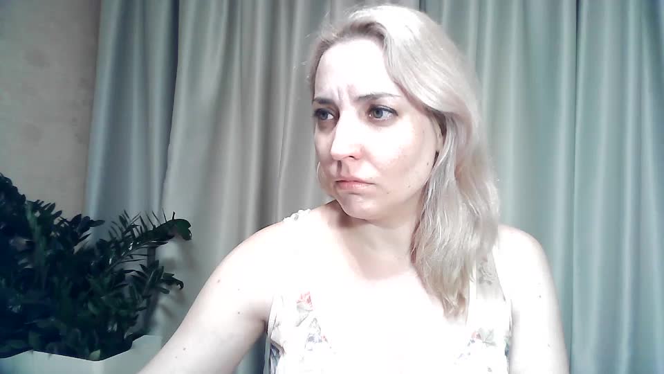 mariska-kiska Live Sex December 18, 2025