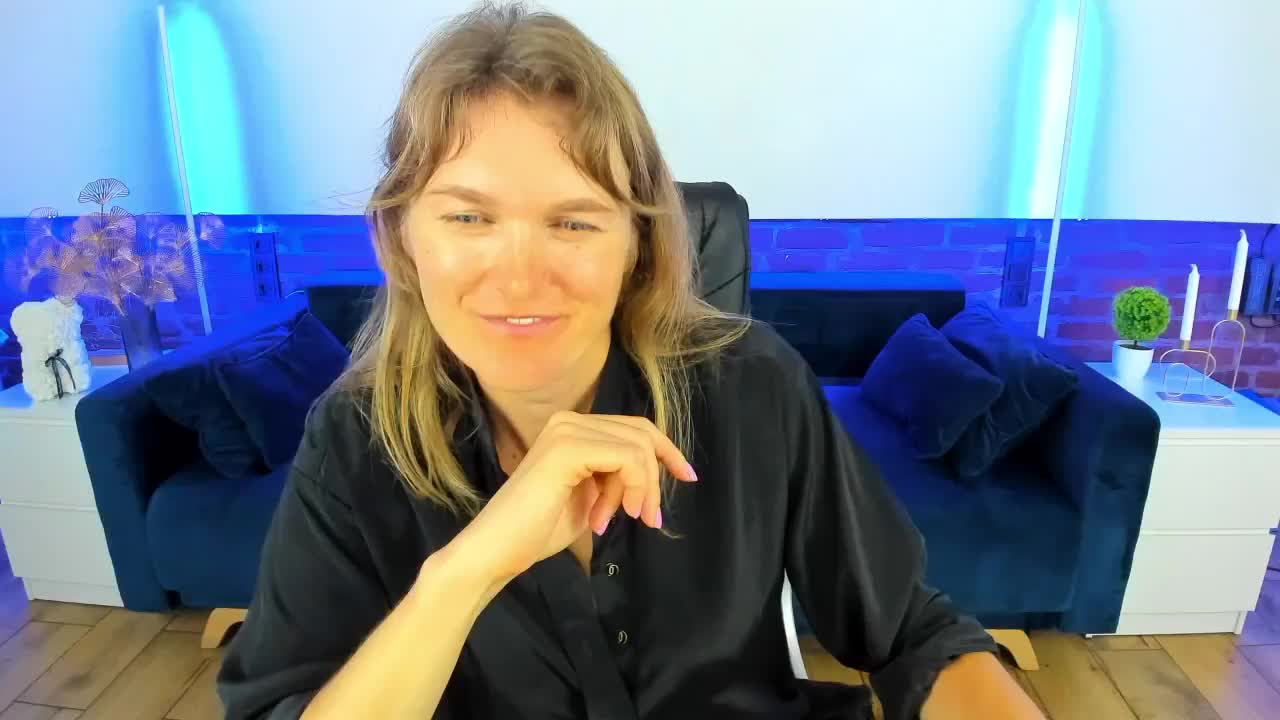 Annabel-xxx Live Sex December 14, 2025