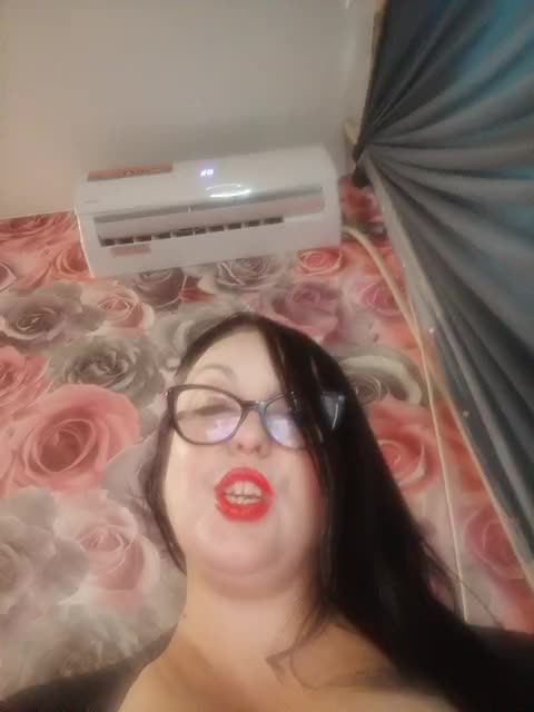 ViktoryDimond Live Sex December 18, 2025