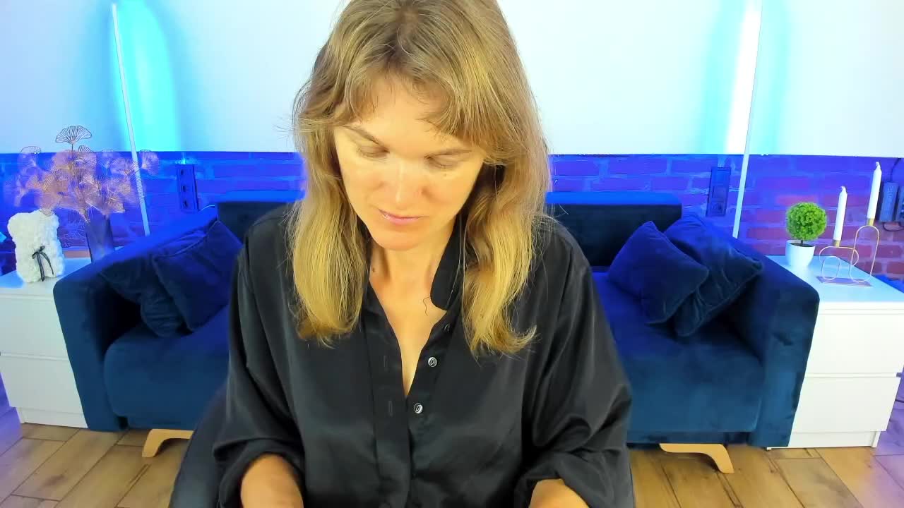 Annabel-xxx Live Sex December 14, 2025