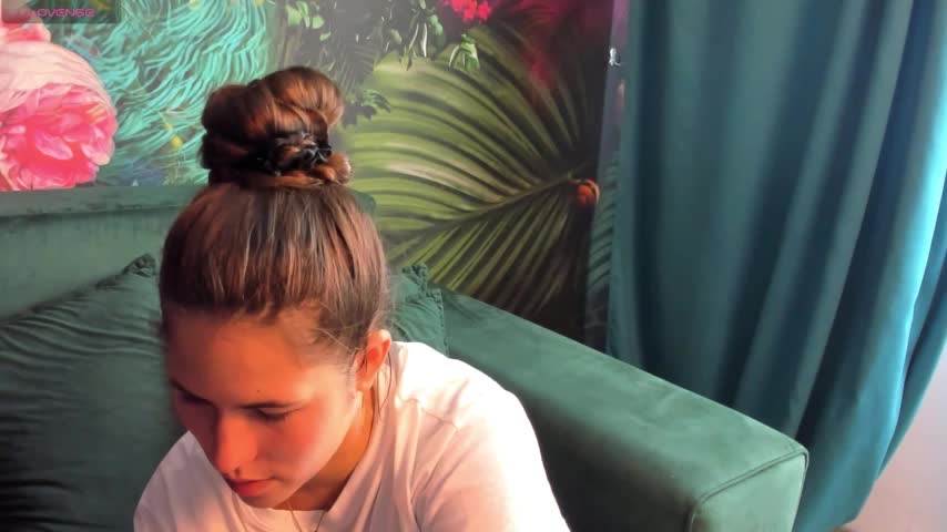 MiaMialani Live Sex December 13, 2025