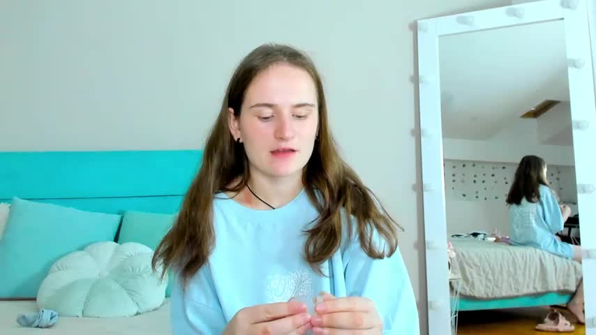 L1ittle_kitty_ Live Sex December 13, 2025