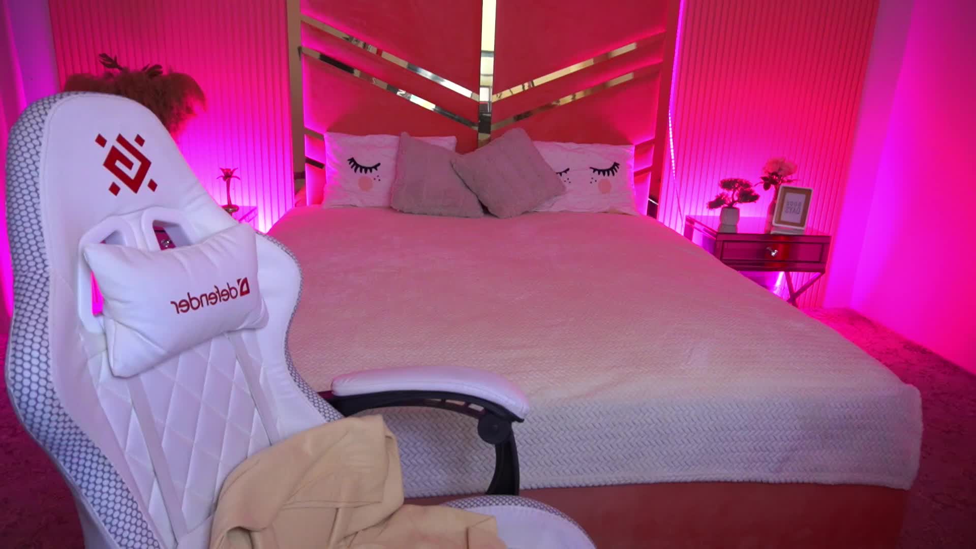 SpicyyDoll Live Sex December 13, 2025