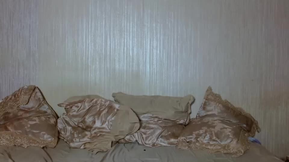 love_language776834 Live Sex December 18, 2025