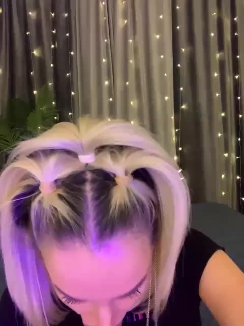 Stasya-moor Live Sex December 17, 2025