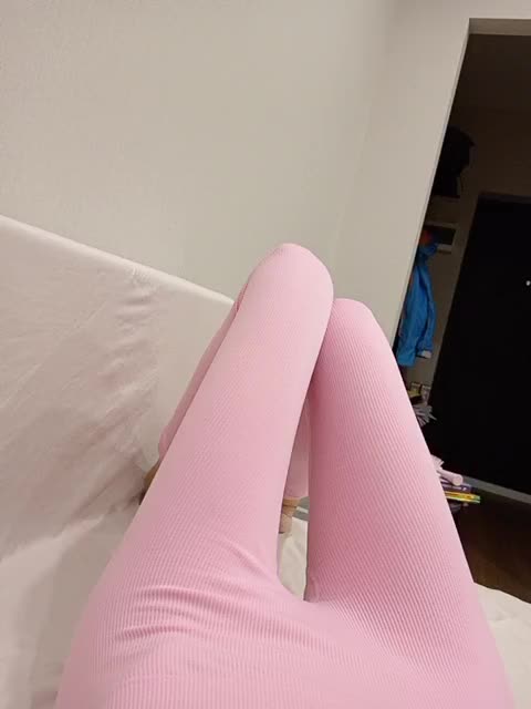 klubnichkka Live Sex December 14, 2025