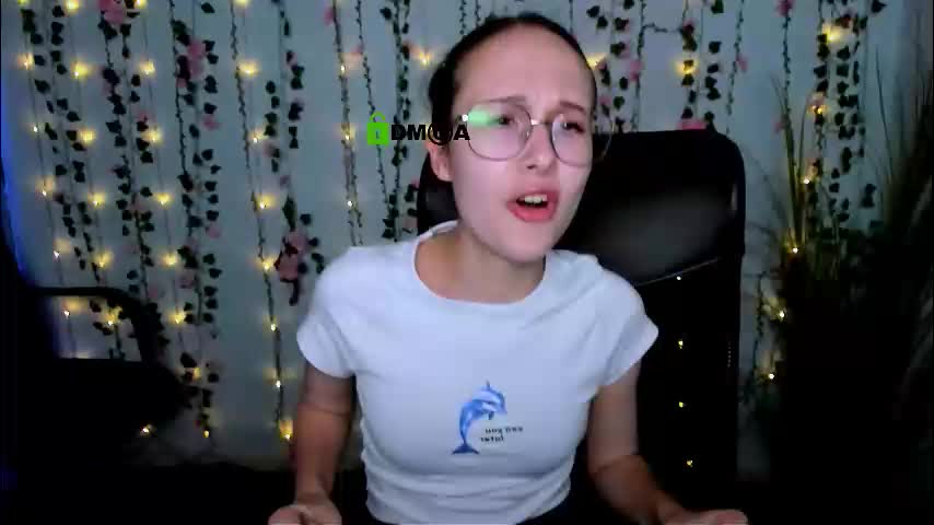 mona_cloud Live Sex December 14, 2025