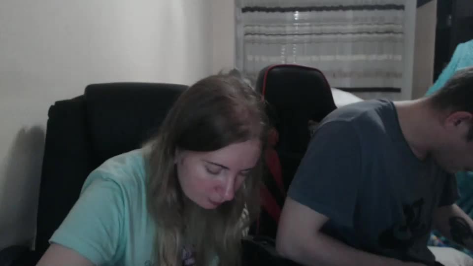 jenisandpeter Live Sex December 15, 2025