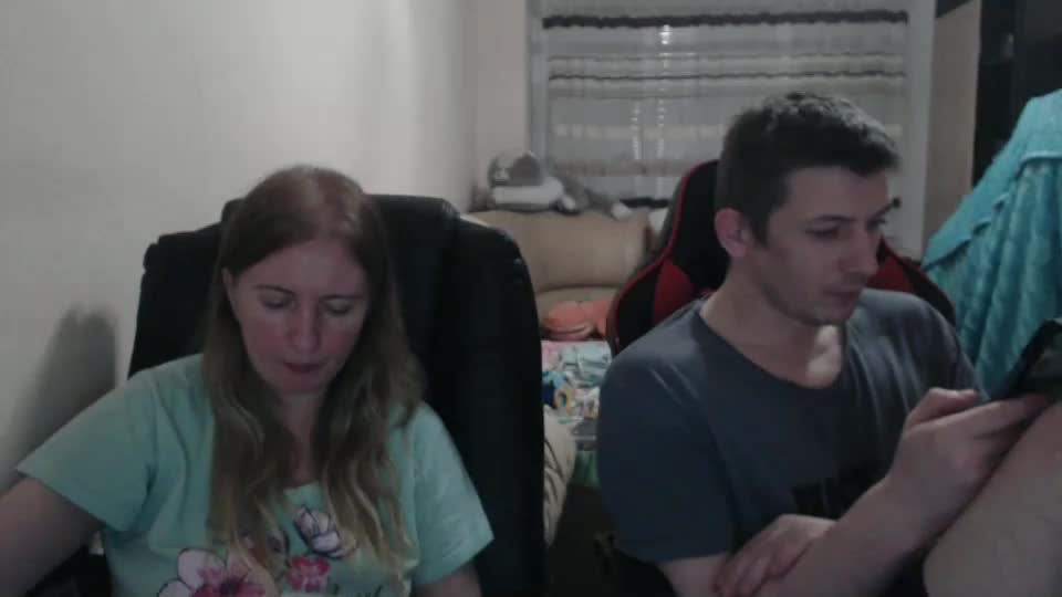jenisandpeter Live Sex December 15, 2025