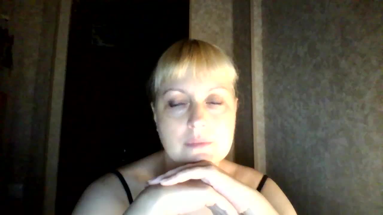 krisss2016 Live Sex December 14, 2025