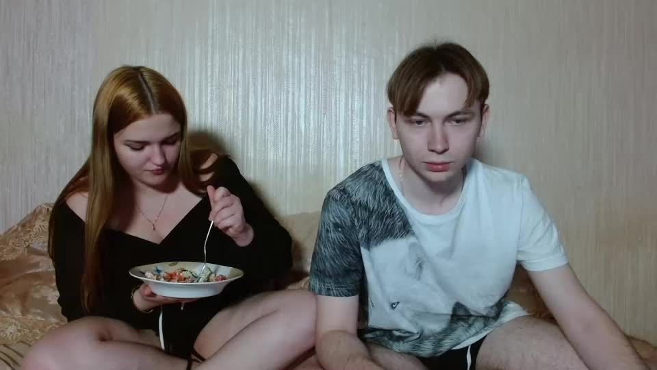 love_language776834 Live Sex December 18, 2025