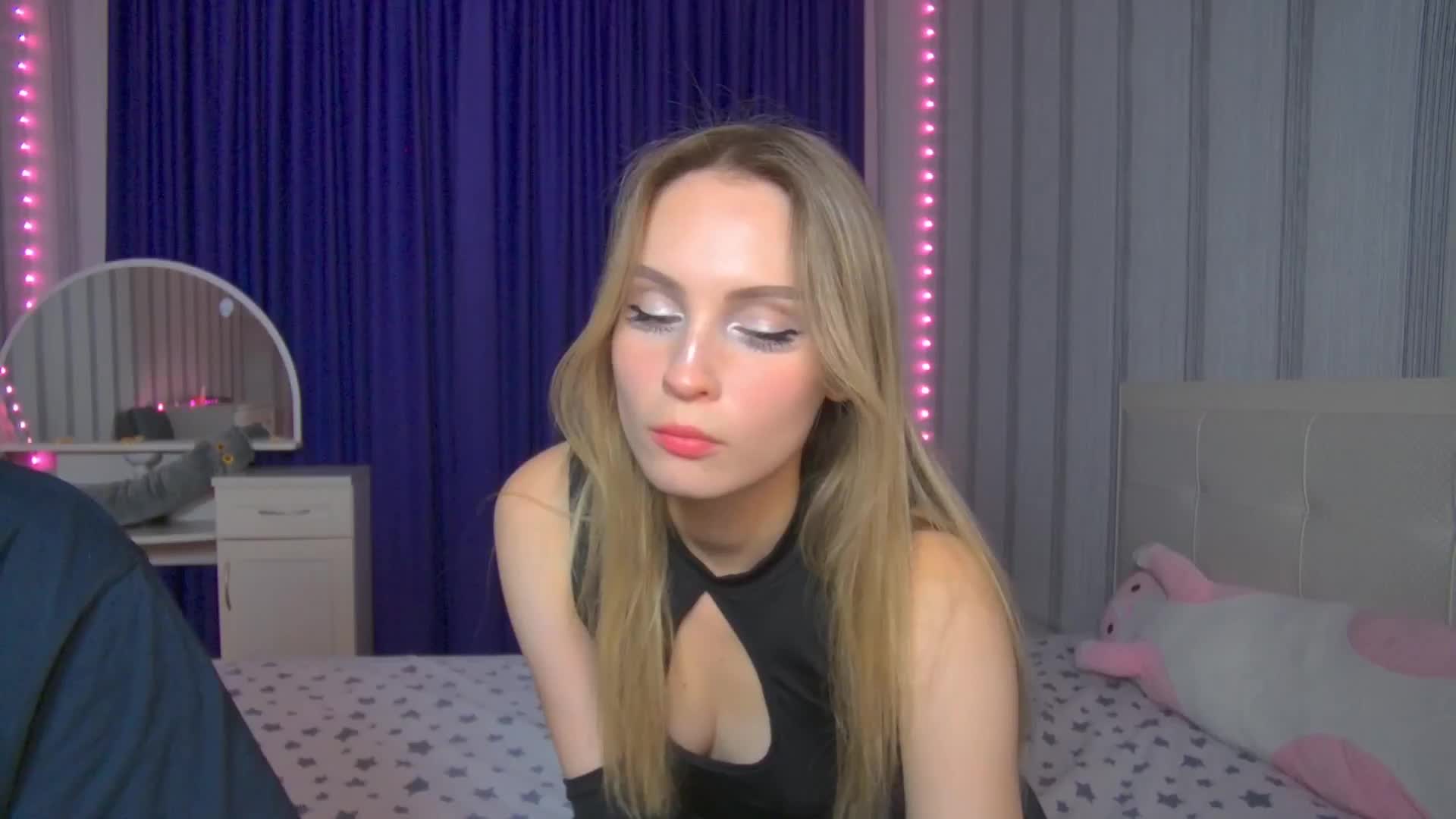 AmyAmy Live Sex December 13, 2025