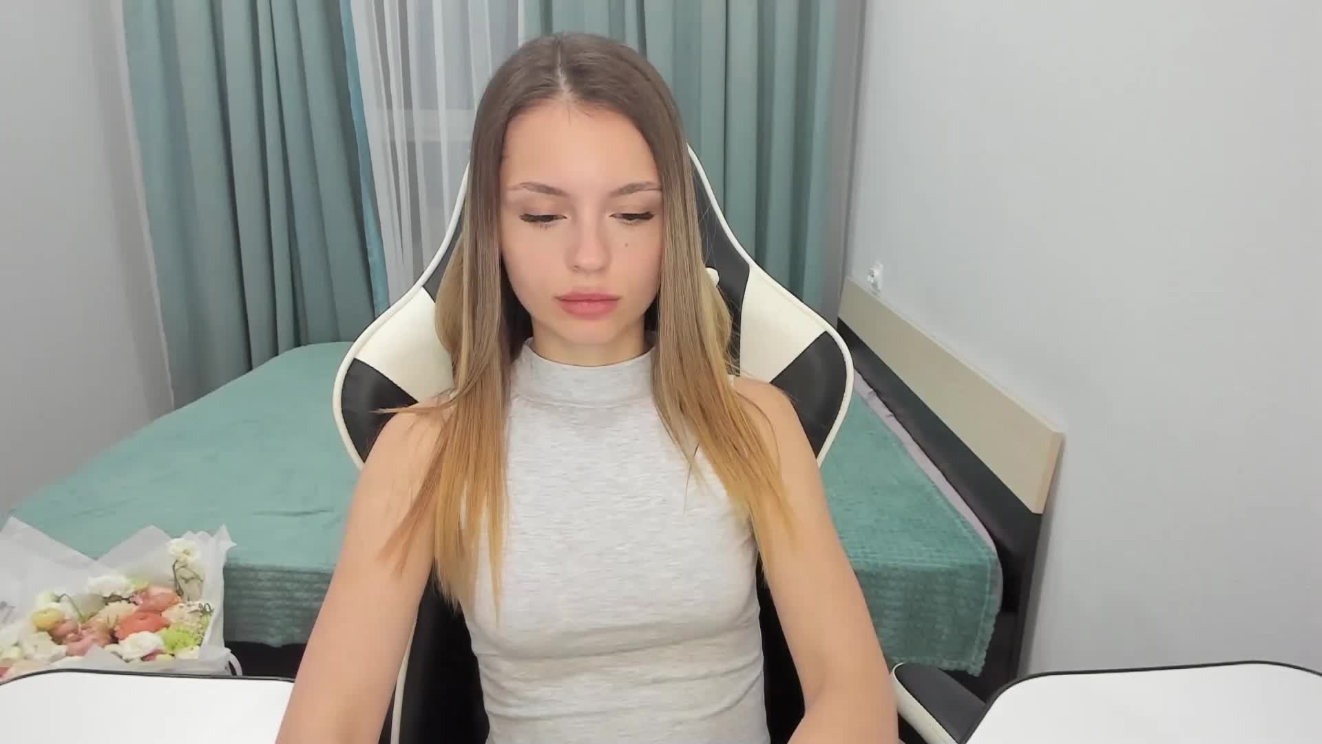 EmilySkout Live Sex December 13, 2025