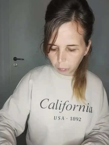 loveis007 Live Sex December 14, 2025