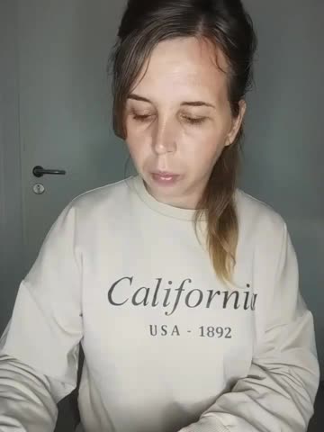 loveis007 Live Sex December 14, 2025