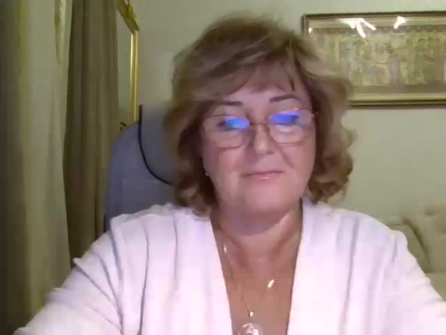 KarinkaSweet Live Sex December 14, 2025