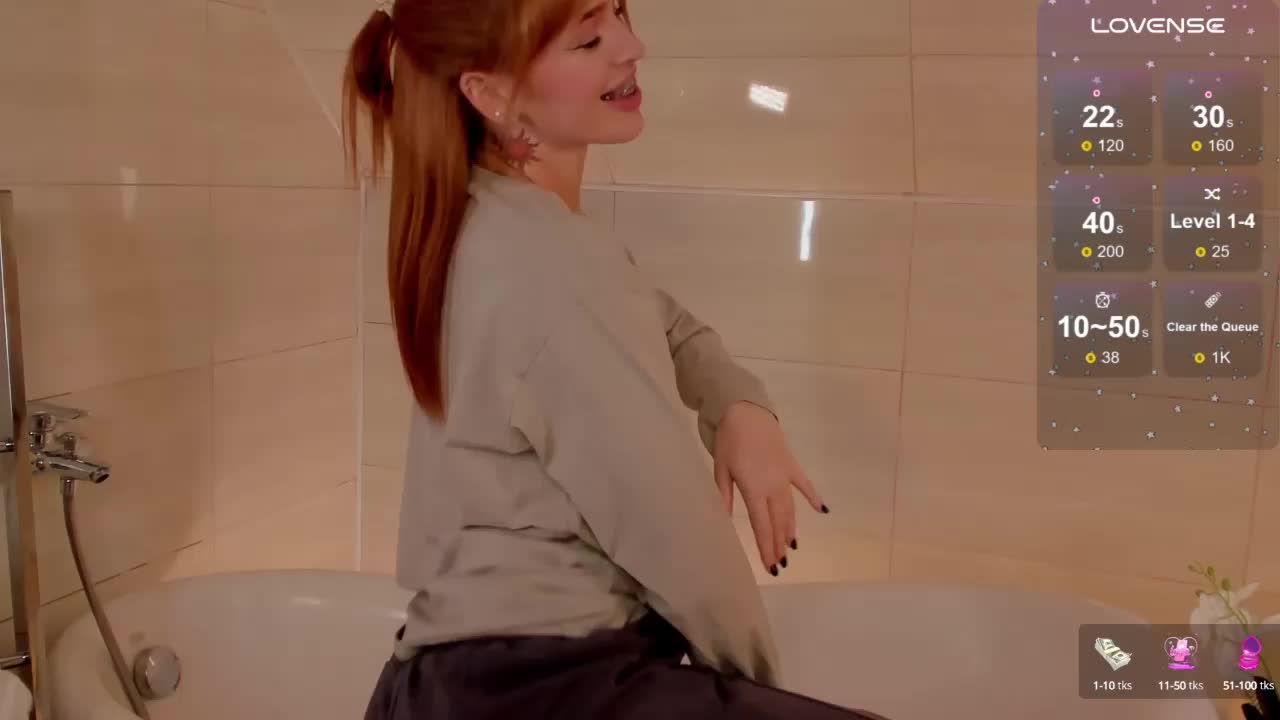 Phoenix_Margo Live Sex December 18, 2025