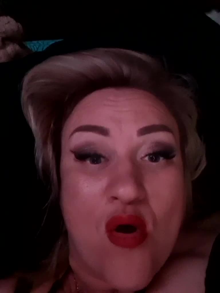 Pavuhi Live Sex December 13, 2025