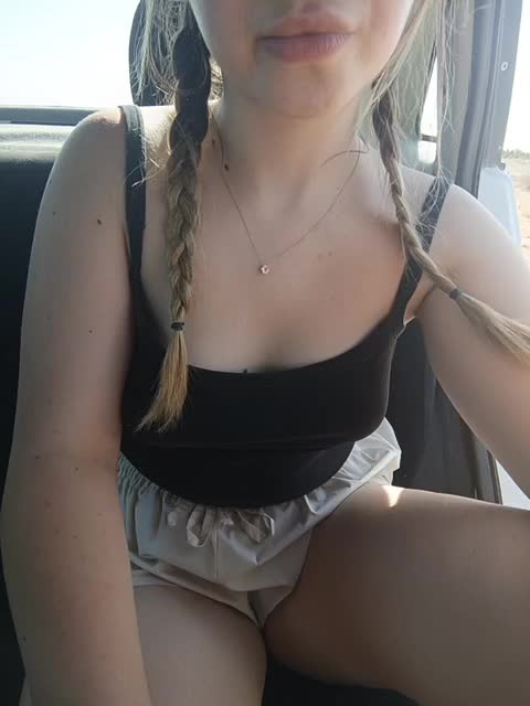 _Melissasosochka_ Live Sex December 14, 2025