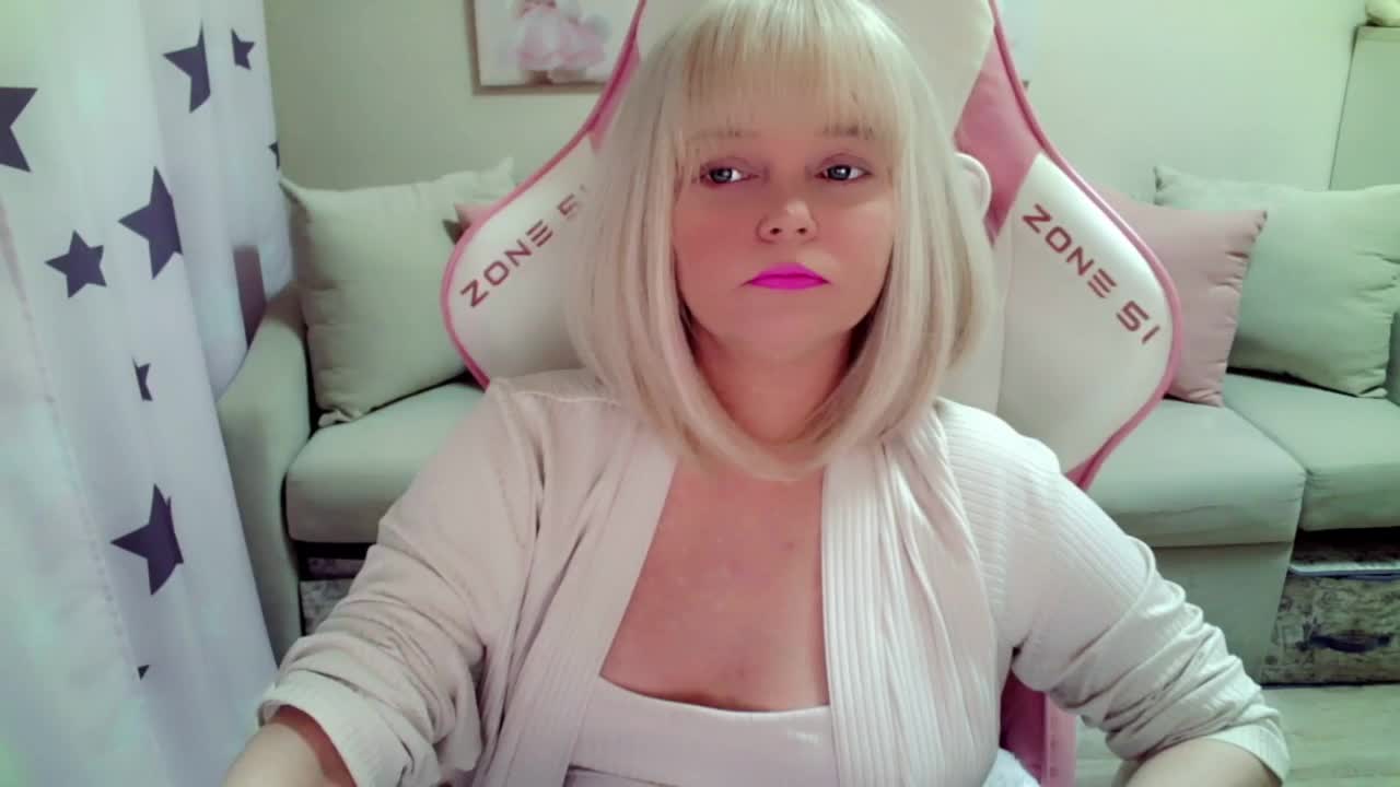 ChristieRoses Live Sex December 13, 2025