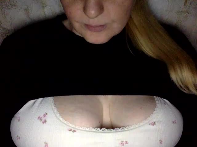 BlondyVio Live Sex December 18, 2025