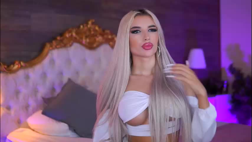 juicy_jessye Live Sex December 15, 2025