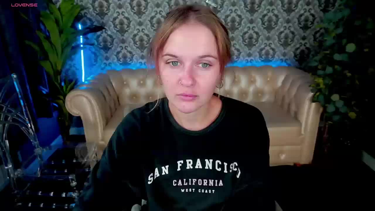 MaribelRiver Live Sex December 13, 2025