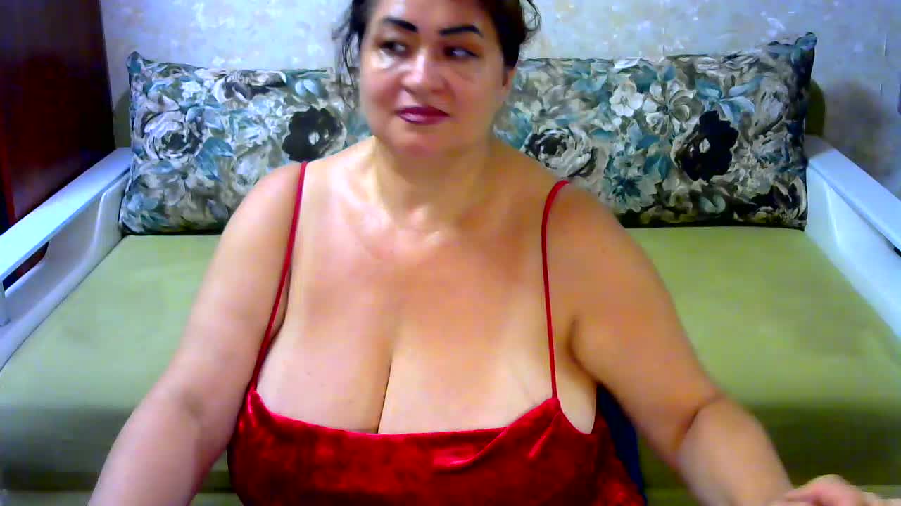 hugenipple Live Sex December 13, 2025