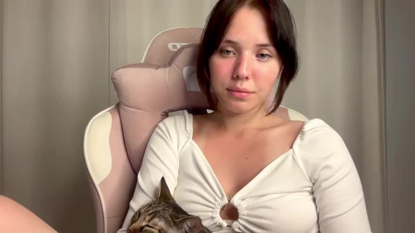 RoxyFloren Live Sex August 25, 2025