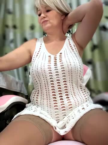 LadiNika Live Sex December 13, 2025