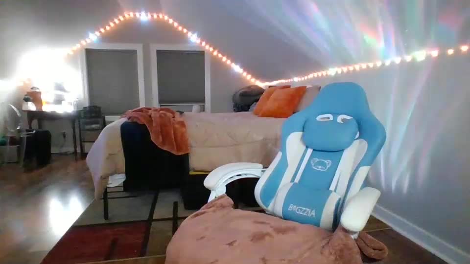 mavismable Live Sex December 13, 2025