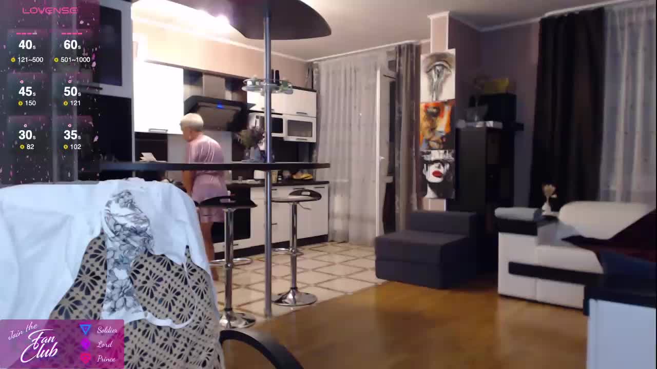 roxana-brooks Live Sex December 18, 2025