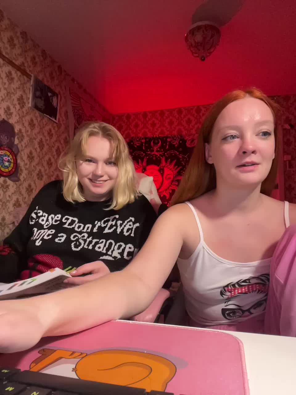 Radiants2 Live Sex December 13, 2025