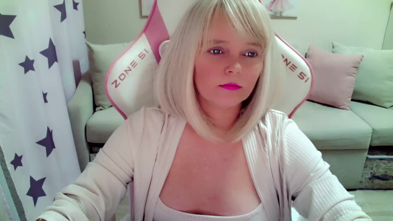 ChristieRoses Live Sex December 13, 2025