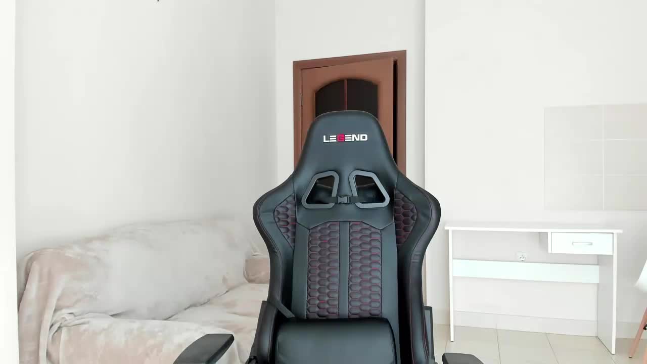 SabrinaMur Live Sex December 13, 2025