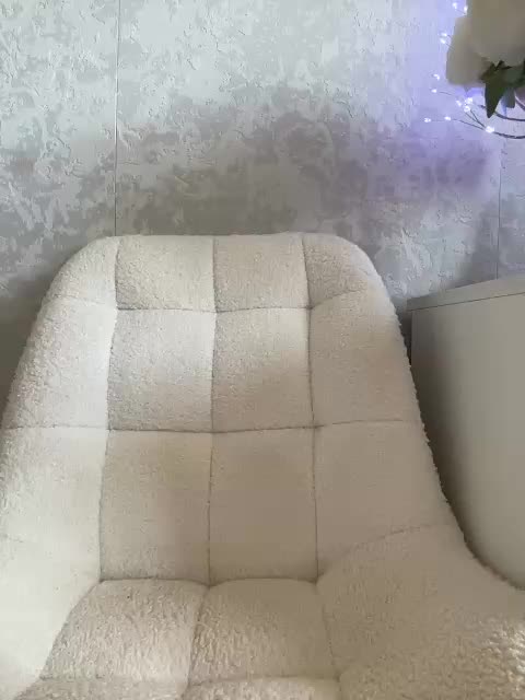 Millka_ Live Sex December 13, 2025